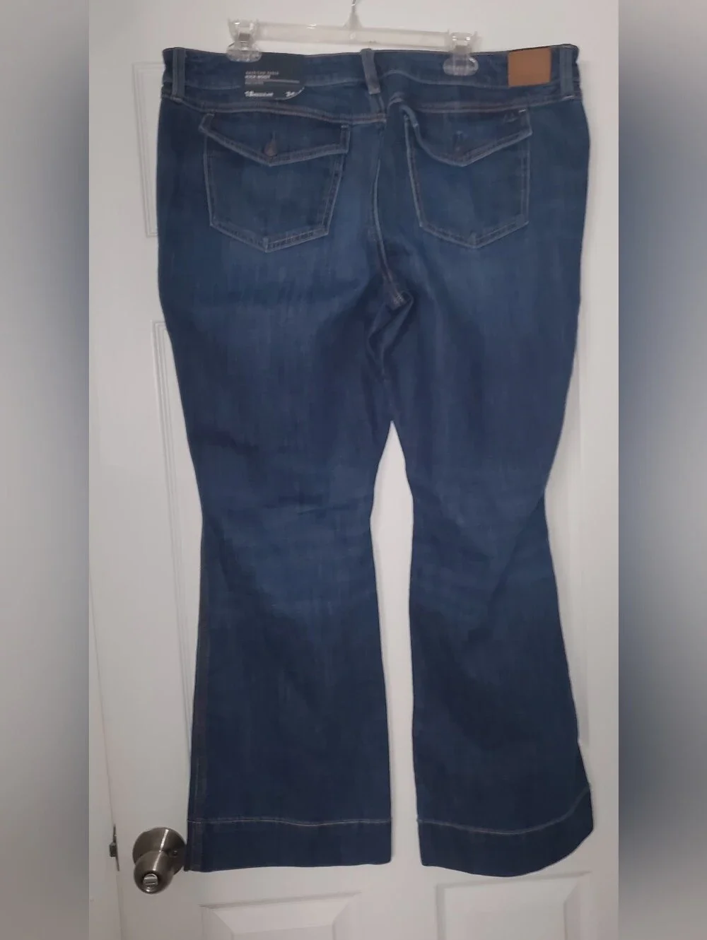 American Eagle Outfitters Dark Blue Flare Jeans - Picture 2 of 4